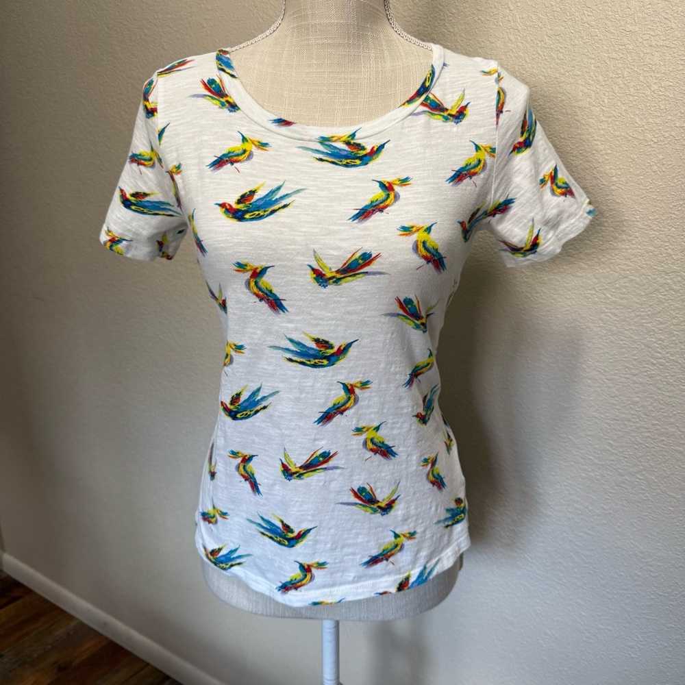 Anthropologie White Short Sleeve Tee with Multicolor Parrot Print